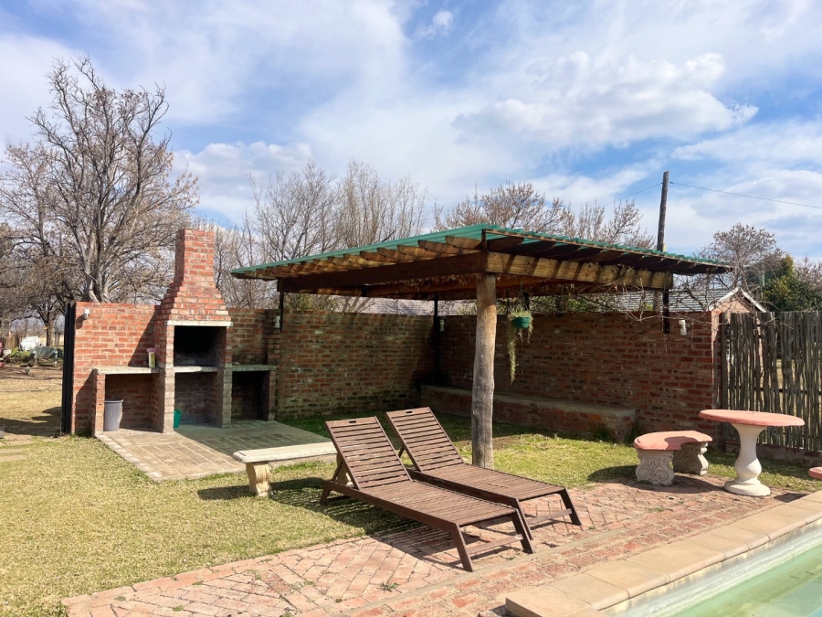 14 Bedroom Property for Sale in Vyfhoek A H North West